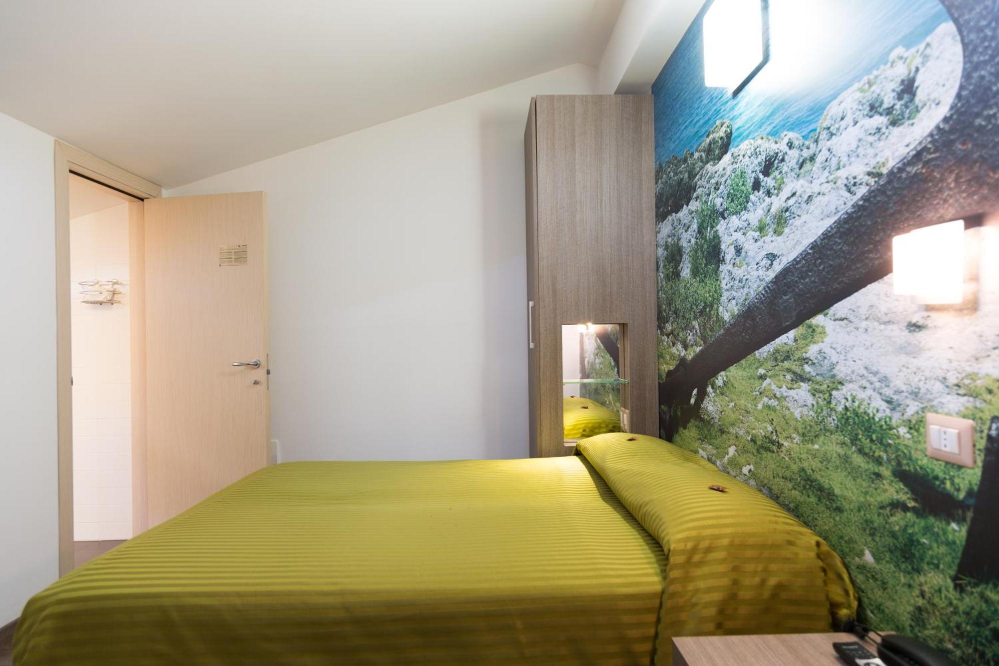 Hotel Miramare Pineto Buitenkant foto